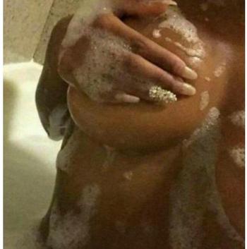 , 24  female escort, Indianapolis