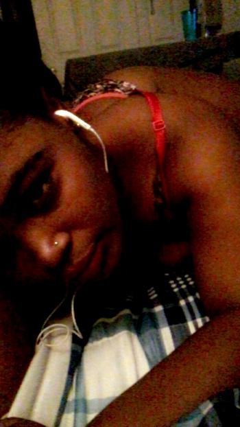 , 24 Latino/Hispanic female escort, Indianapolis