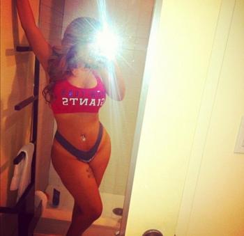 , 24  female escort, Indianapolis