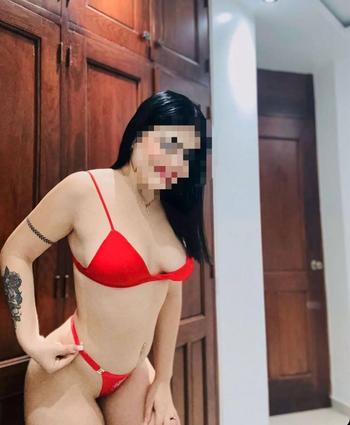 Alexandra macho, 21  female escort, Indianapolis