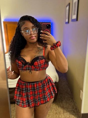 929-470-0209, 25  female escort, Indianapolis