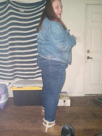 J, 40  female escort, Indianapolis