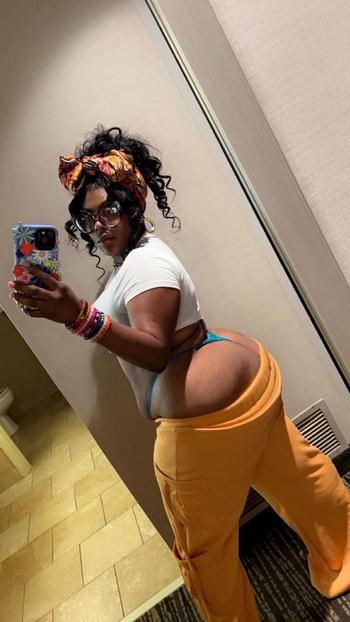317-496-5501, 34  female escort, Indianapolis