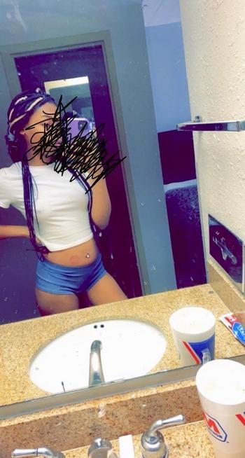 317-601-0698, 25  female escort, Indianapolis