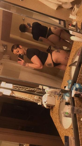 Jane Dough, 25  female escort, Indianapolis