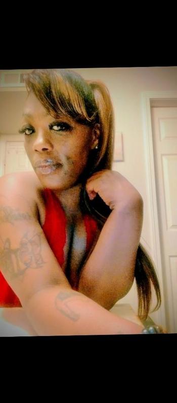 *DARKNLOVELY*, 37  female escort, Indianapolis
