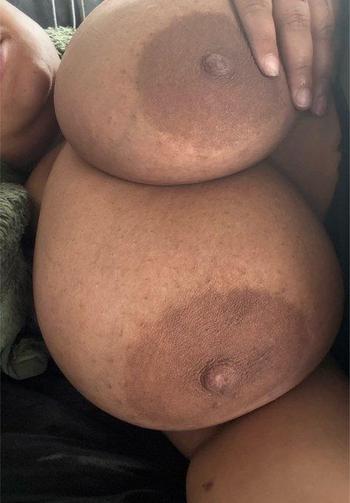 Zees, 28  female escort, Indianapolis